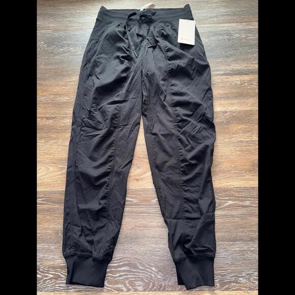 Lululemon Dance Studio Jogger Mid-Rise 28” Black Size 8 NWT - Picture 2 of 7
